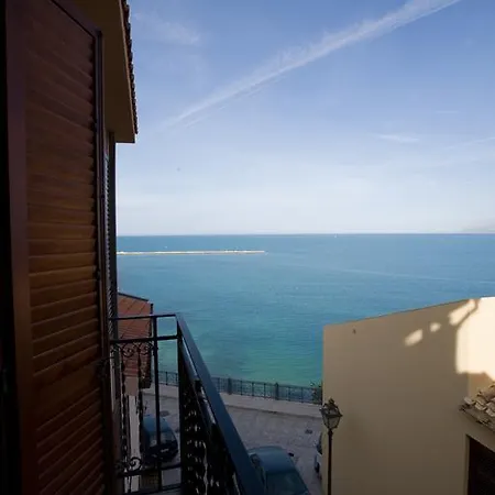 Apartment Balconi Sul Mare *