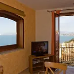 Balconi Sul Mare * קאסטלמארה דל גולפו
